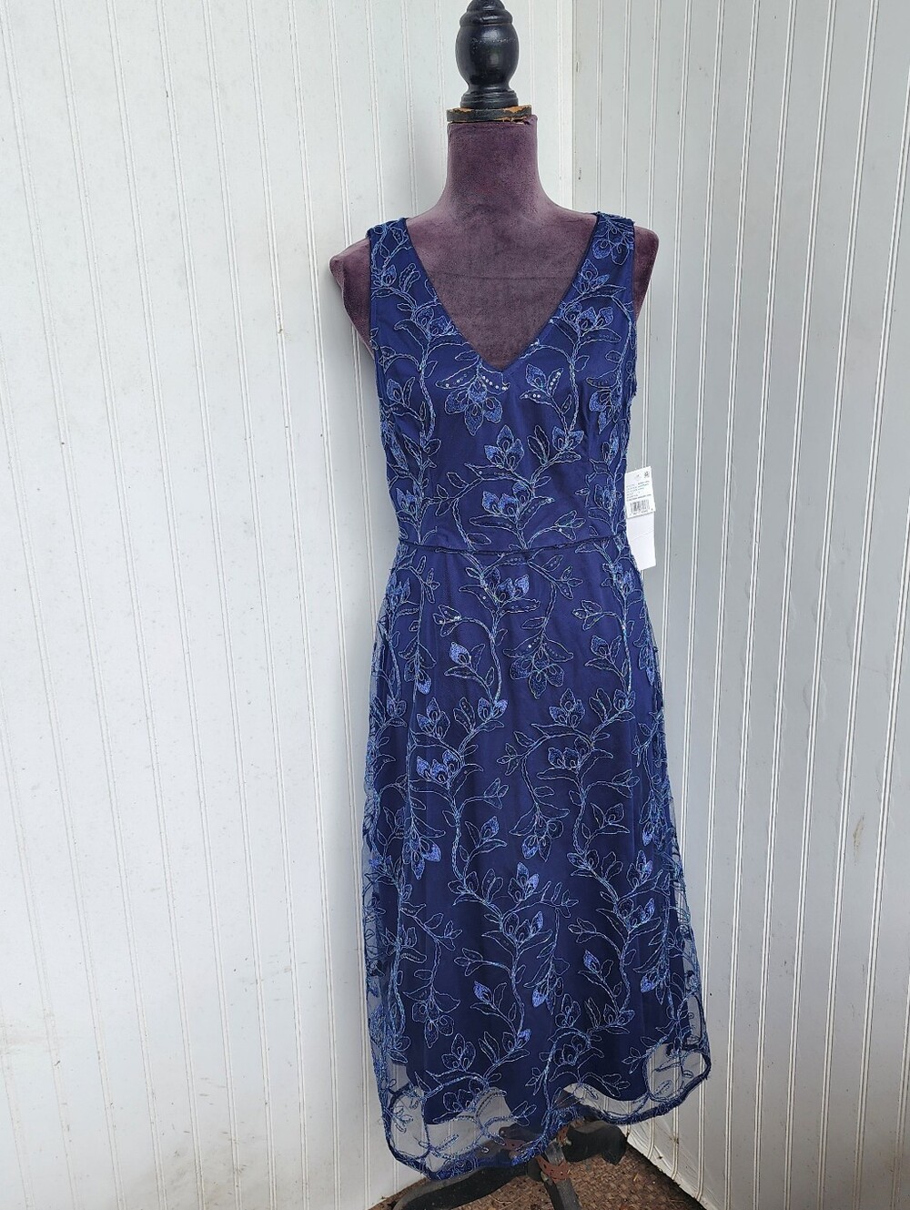 NWT Papell Studio Women's Navy Blue Floral Sequin Embroidered Midi Dress 8 - Picture 2 of 16